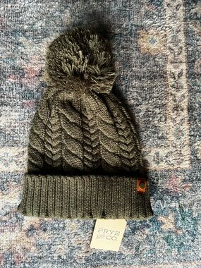 FRYE AND CO. Olive Green Cable Knit Pom Beanie